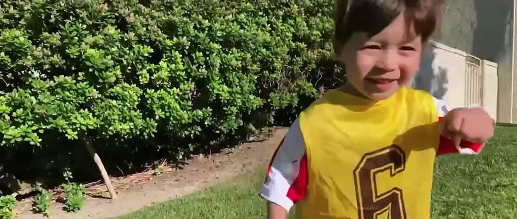 Ba (2024) Latino