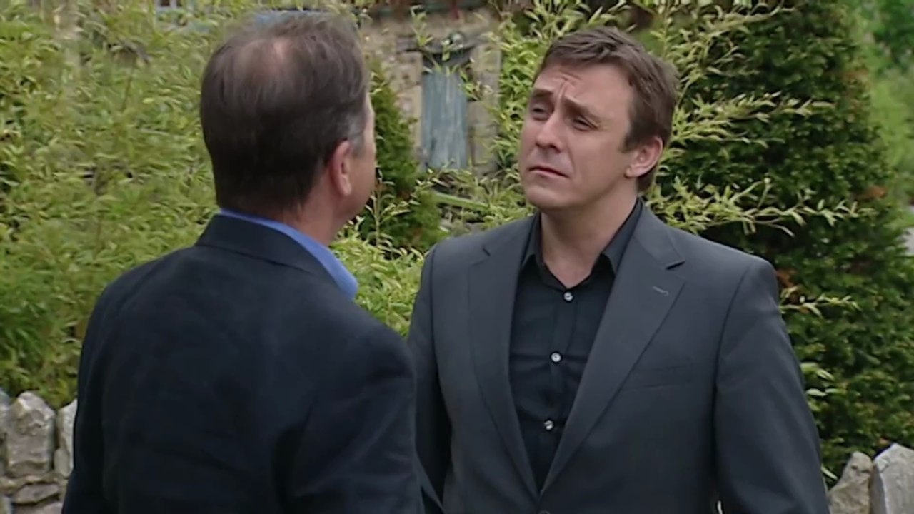 Emmerdale Terry Woods Confronts Matthew King 26th June 2008