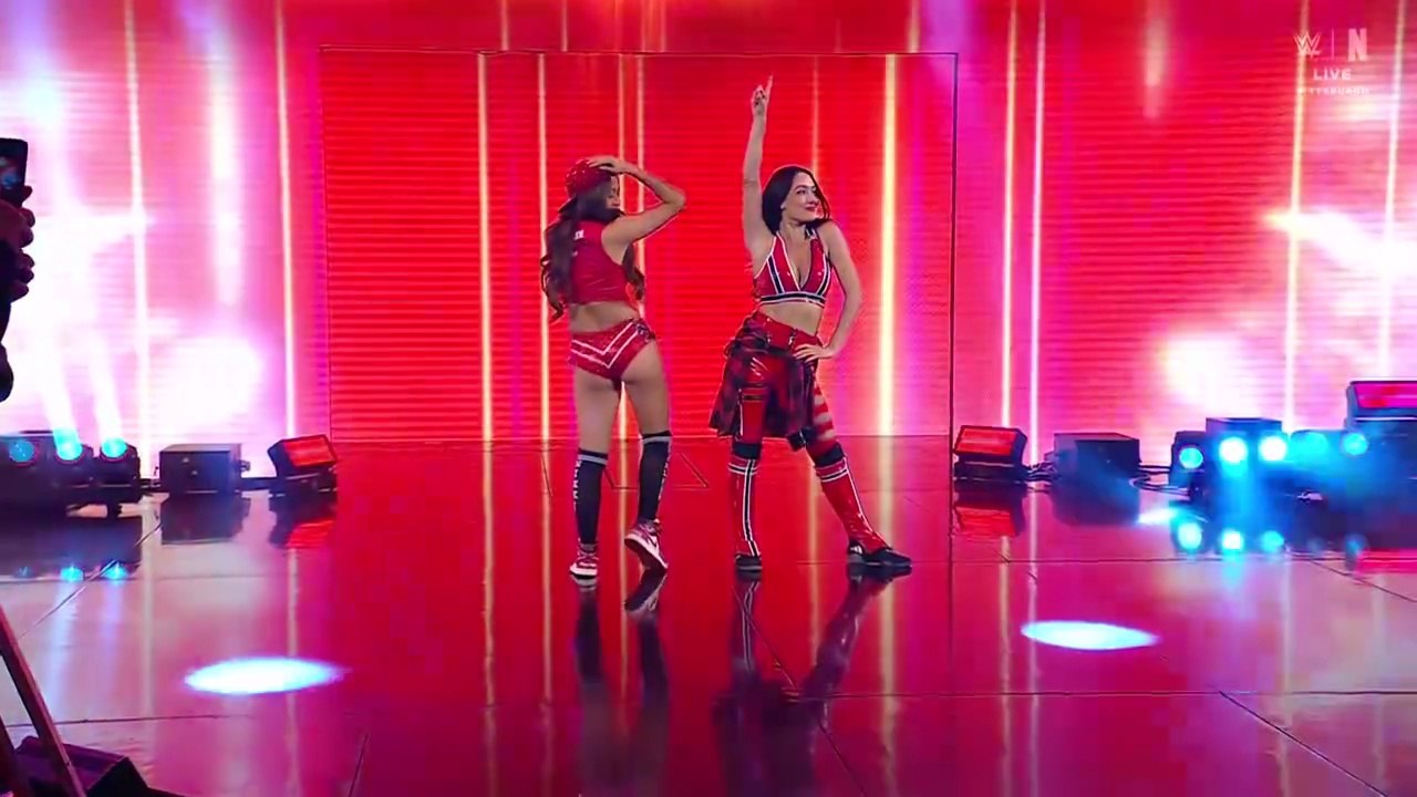 WWE SmackDown 27 March 2026 Bella Twins VS Charlotte Flair and Alexa Bliss Women's Tag Team Full Match. 😍