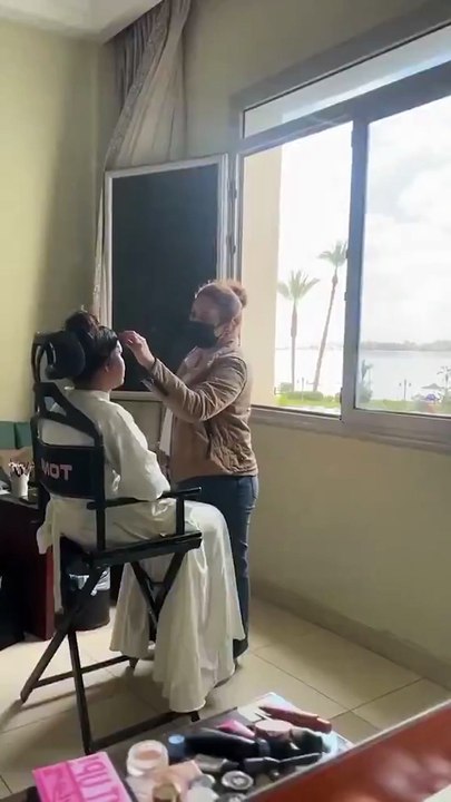 عروسة تكمل زواجها وتضع المكياج رغم الحادث الذي اصابها