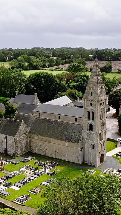 Why Rich Woman Kills