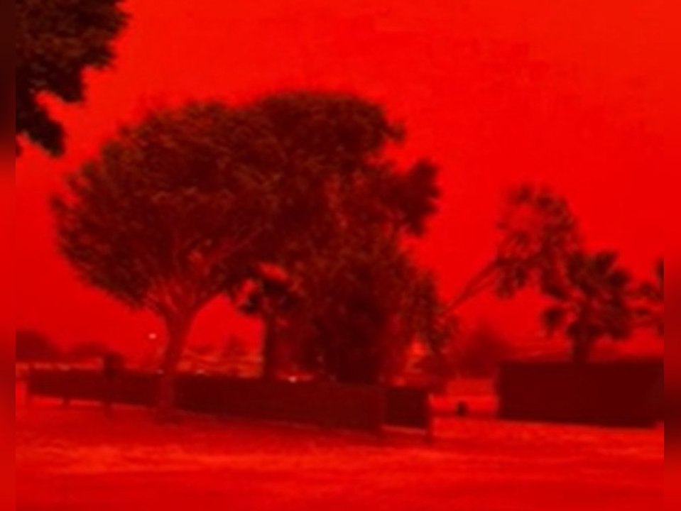 Apokalyptische Bilder: Himmel über Australien leuchtet rot