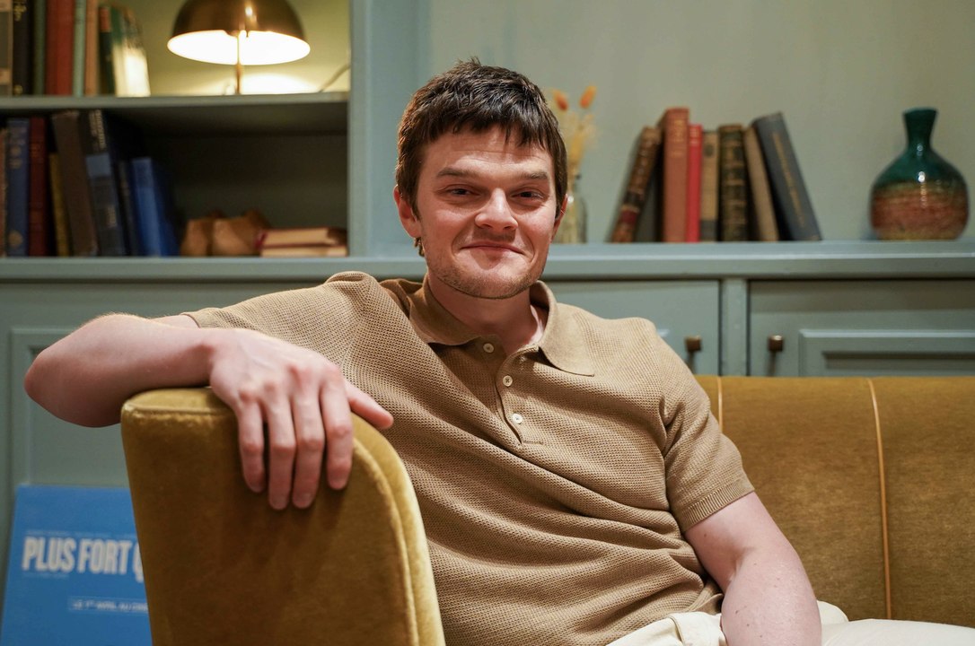 Robert Aramayo : "Le syndrome Gilles de la Tourette est bien plus complexe que l’image qu’on en a"