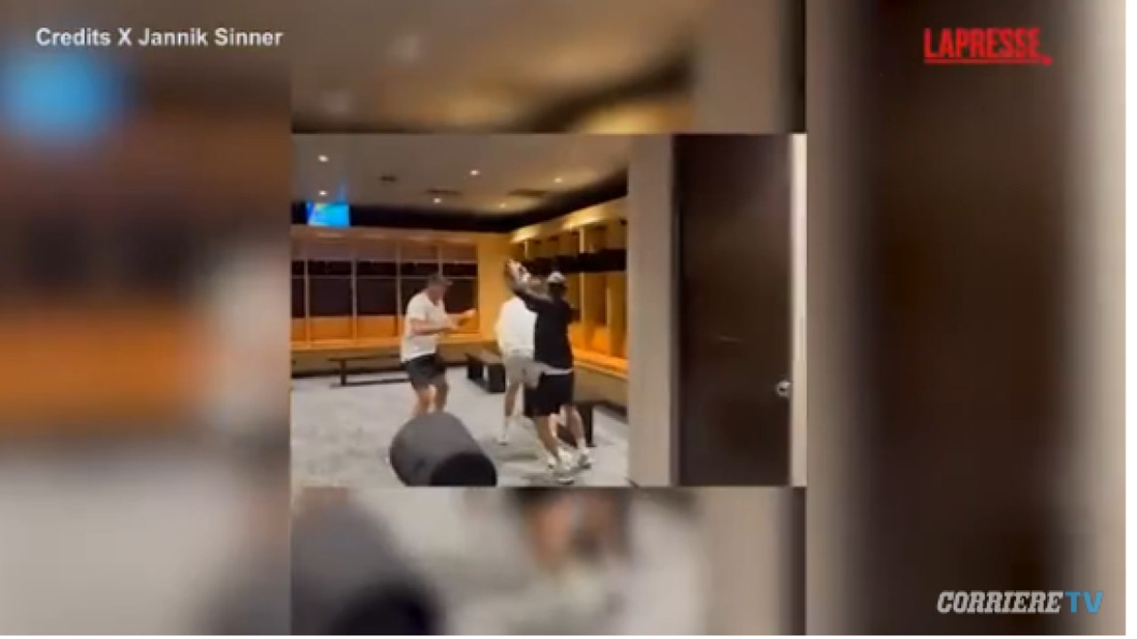 Lo scherzo a Sinner, il suo team gli tende un "agguato" negli spogliatoi
