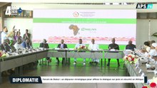 FR-Forum de Dakar - un déjeuner stratégique pour affiner le dialogue sur paix et sécurité en Afrique