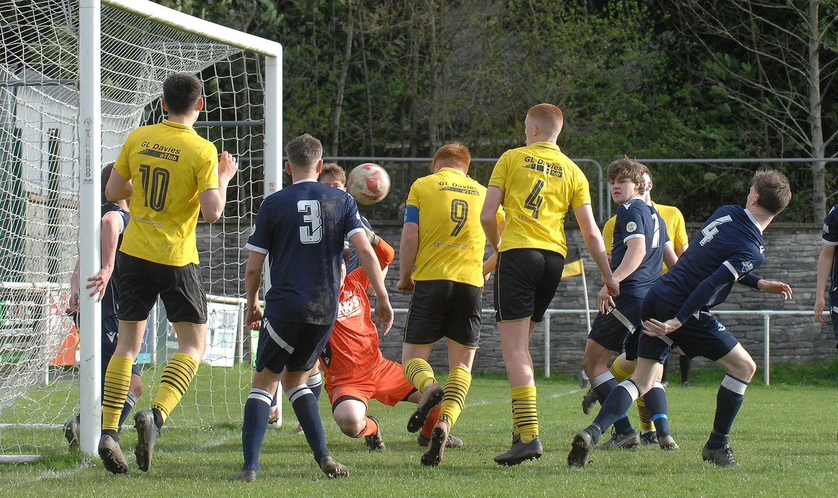 Gallery: Dolgellau Athletic 1 Rhos Aelwyd 0, Ardal North East