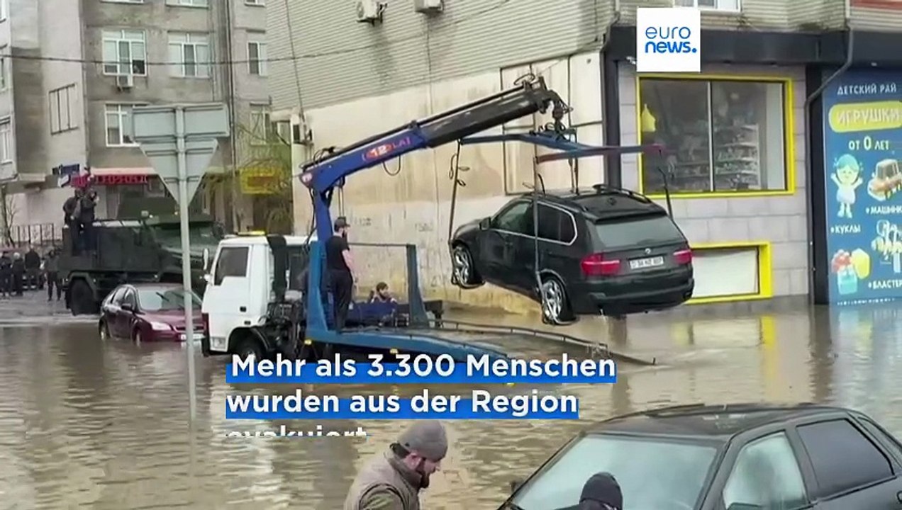 "Wie ein Tsunami" - Schwere Überschwemmungen im russischen Nordkaukasus