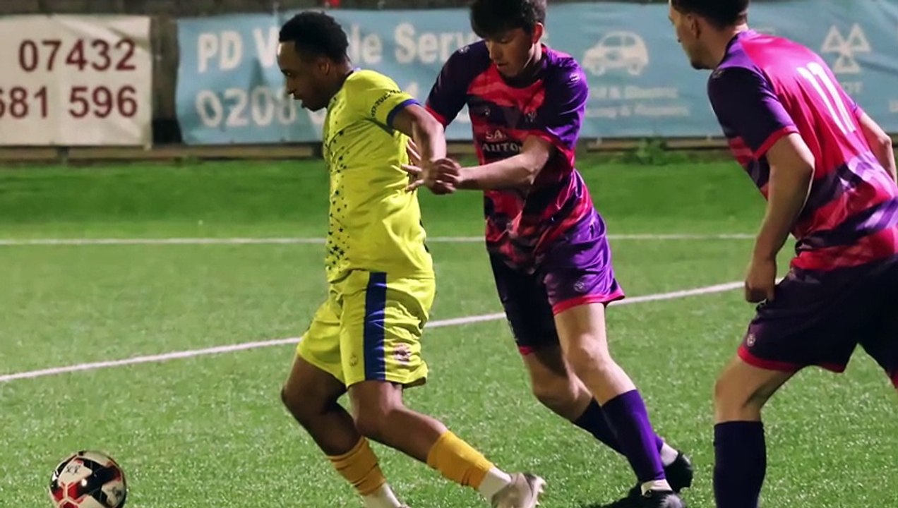 Gallery: Sutton Common Rovers 0 Sheerwater 2