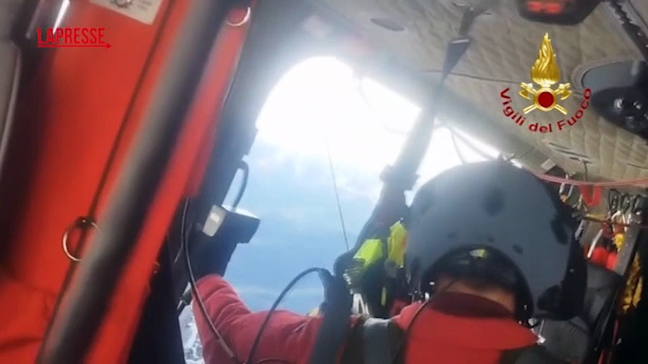 Vicenza, escursionisti in difficolt? sulla strada delle 52 gallerie: salvati dai vigili del fuoco