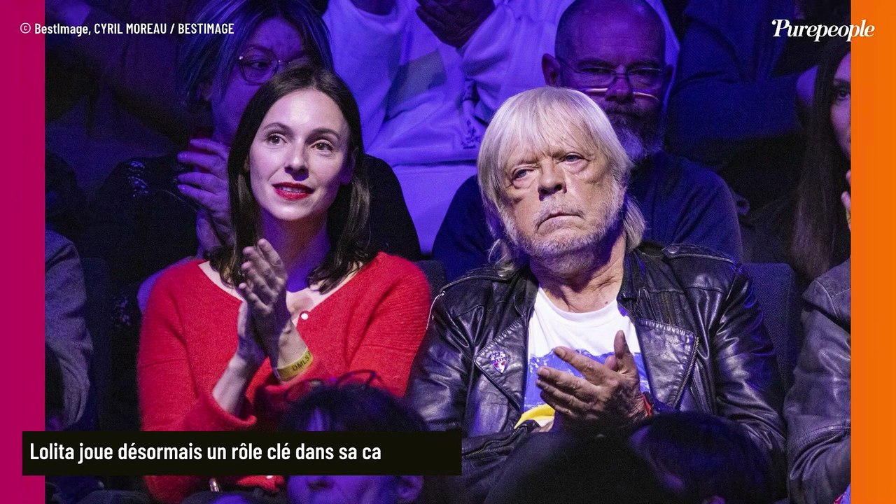 Renaud fait une apparition à Bordeaux : le chanteur s'affiche souriant et inséparable de sa fille Lolita