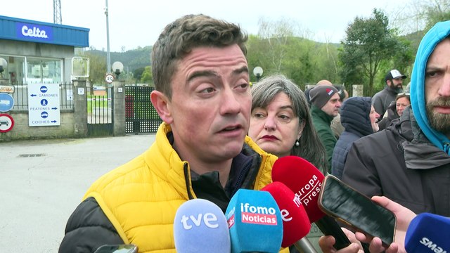 Los ganaderos de leche cántabros piden a las industrias que recapaciten