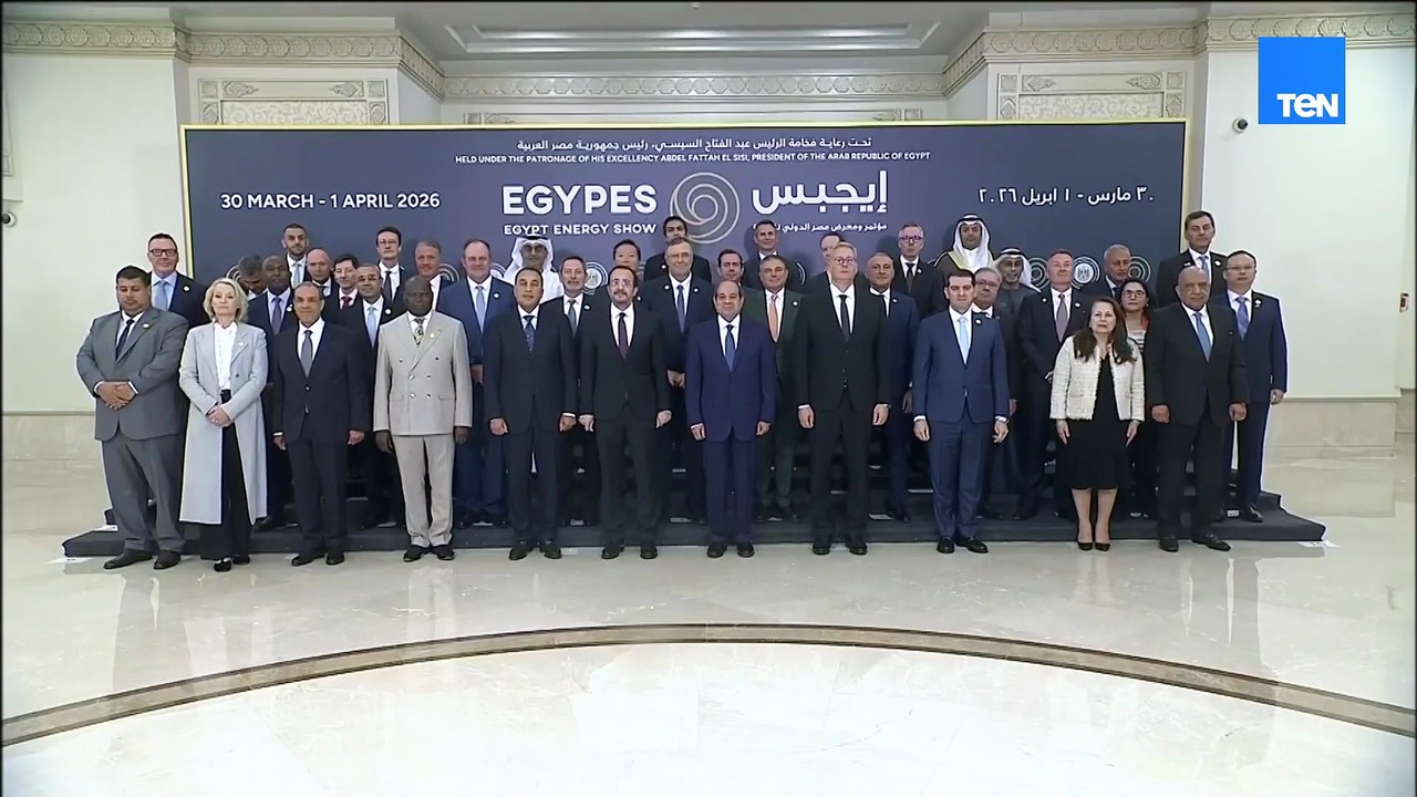 من قلب “إيجبس”..صورة تذكارية تجمع الرئيس عبد الفتاح السيسي ونظيره القبرصي