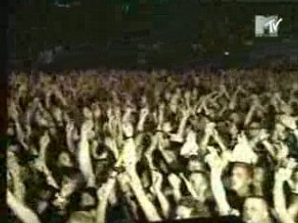 Depeche.Mode.-.Enjoy.The.Silence.(Live.MTV.1998).[linked.by.