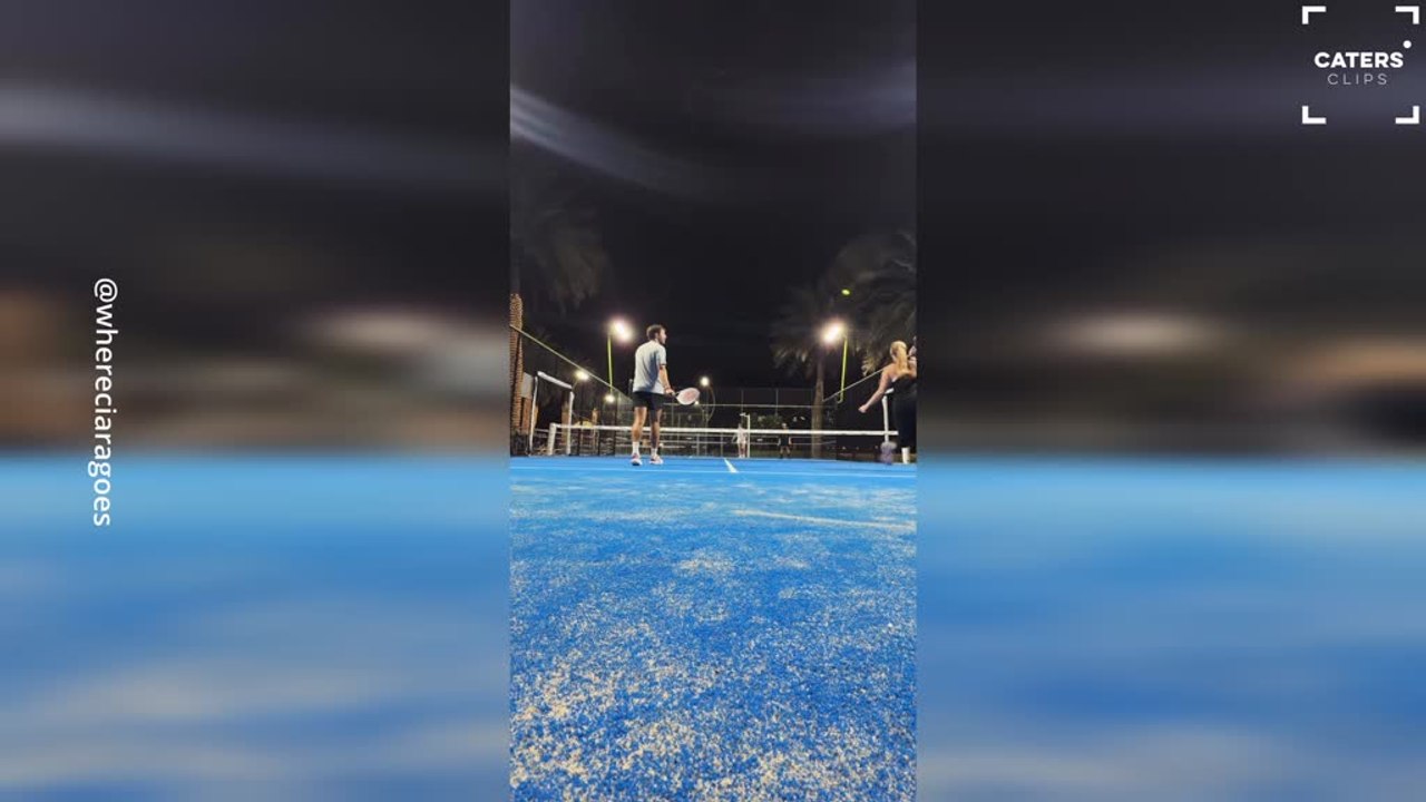 Stunning Visuals as Lightning Flashes Over Padel Match