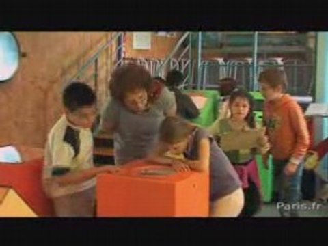 Une péniche pour tout savoir sur l’eau