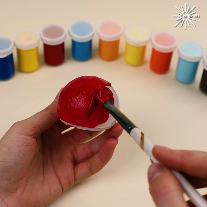 Make your mushroom art pop🍄