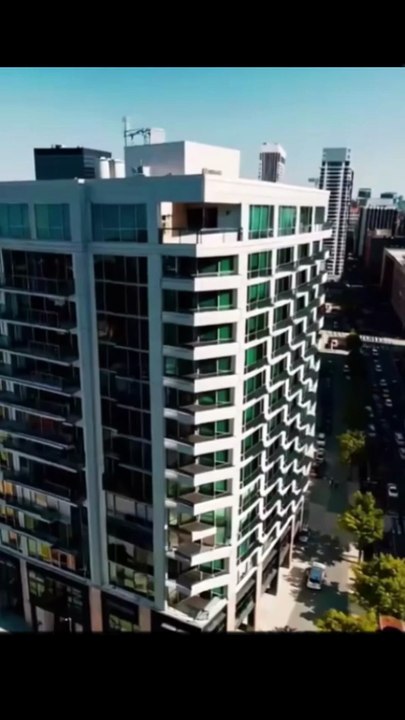 The Divorced Queen Steps Back On Stage [Full Movie] [Full Episodes]Full EP - Full