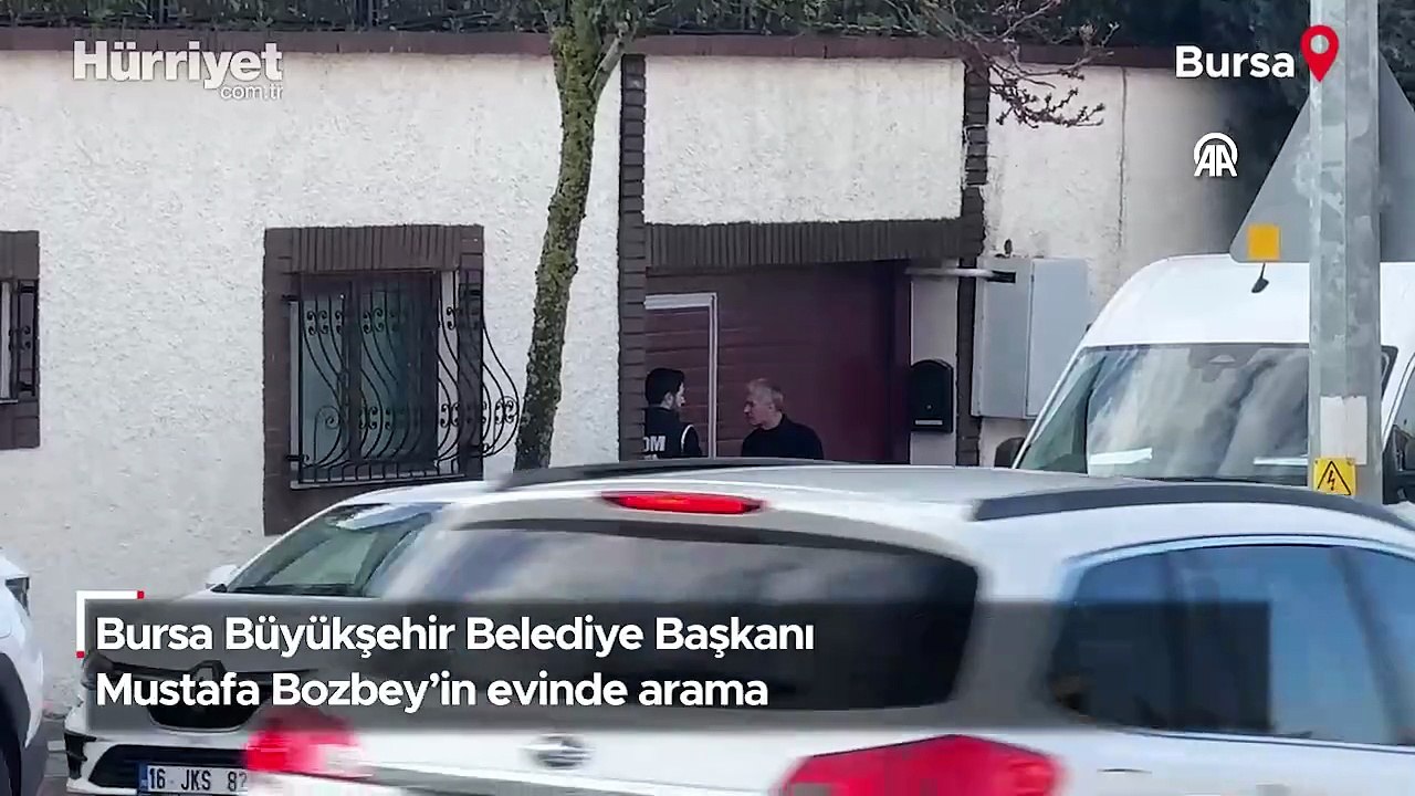 Bursa Büyükşehir Belediye Başkanı Mustafa Bozbey'in evinde arama