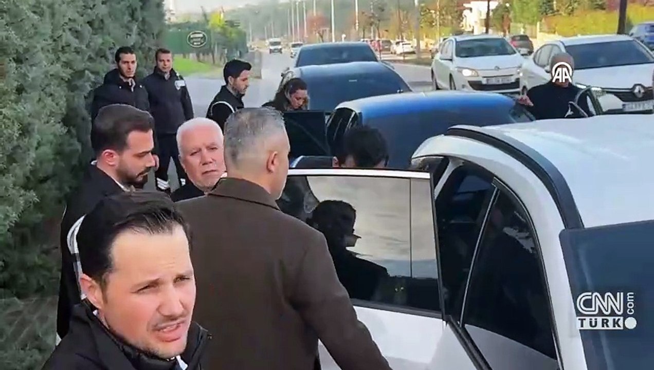 SON DAKİKA... Bursa Büyükşehir Belediye Başkanı Mustafa Bozbey gözaltına alındı