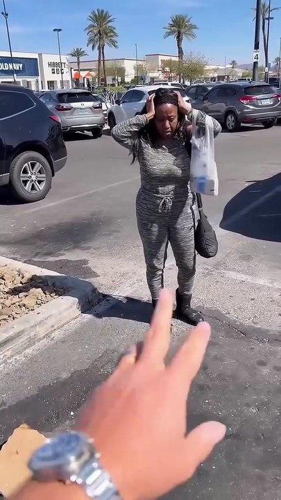 Heartwarming surprise for a kind woman!🥰🥹😍