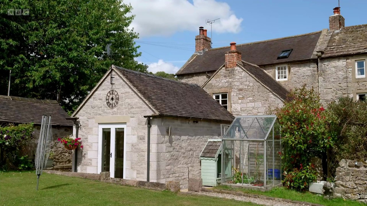 Escape To The Country S26E36 | Peak District Dream Home with Stunning Views