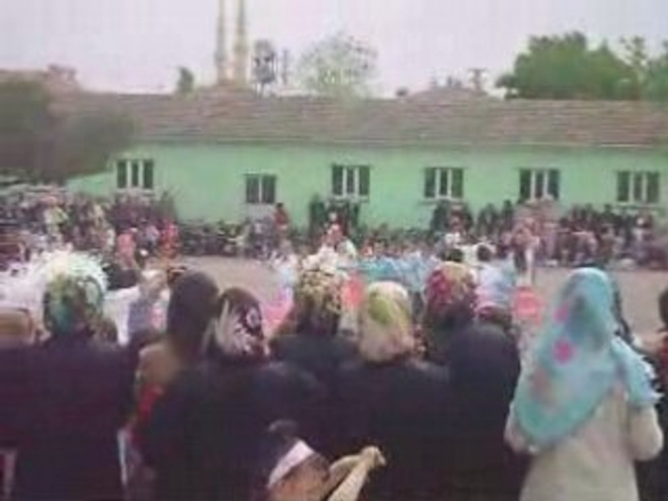 Karamanköy 23 Nisan 2008 Bayram görüntüsü-8