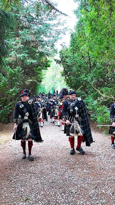 The Lonach Highlanders marching on their return march through the Cairngorms National Park 🤍🏴🤍