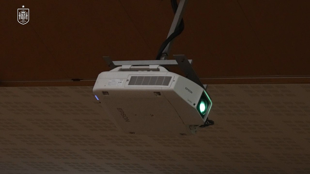 SESIÓN de VÍDEO de la SELECCIÓN ESPAÑOLA antes del ESPAÑA VS EGIPTO en BARCELONA