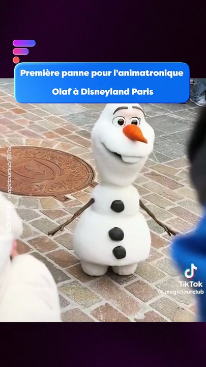 Première panne pour l'animatronique Olaf à Disneyland Paris #olaf #disney #reinedesneiges #shorts
