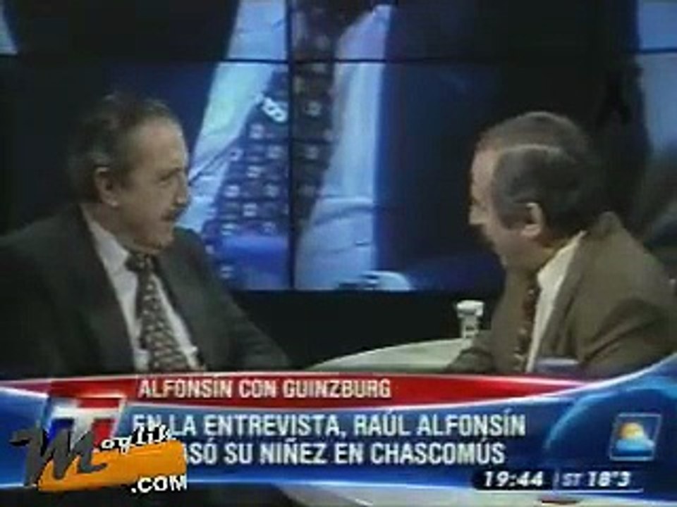 Raul Alfonsin con Jorge Guinzburg