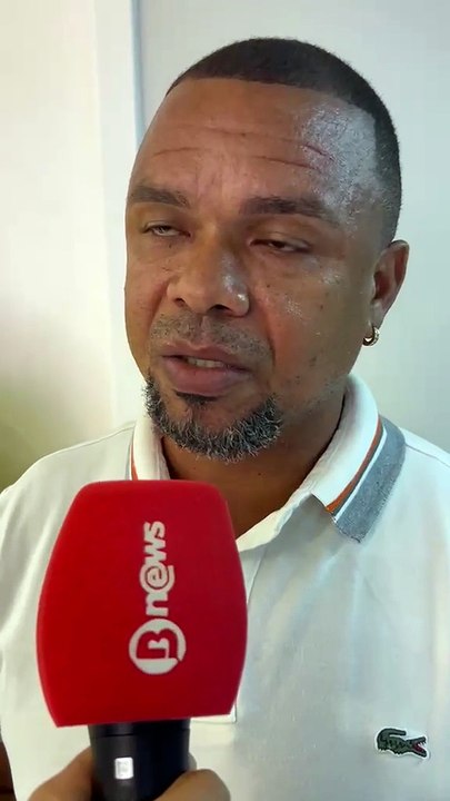 Ex-atacante da dupla Ba-Vi abre o jogo sobre momento dos clubes e trabalho como dirigente em equipe baiana