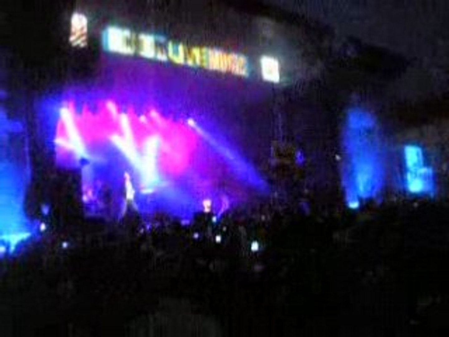 ⁣Ricard SA Live Maroon 5 (Tours 5/06)