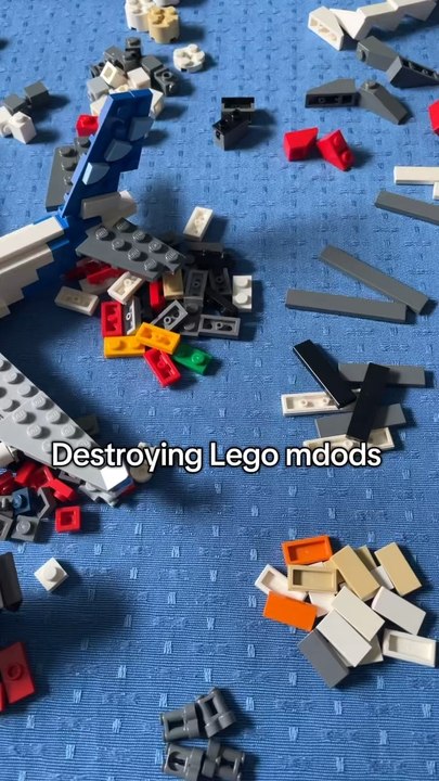 Awesome Lego video
