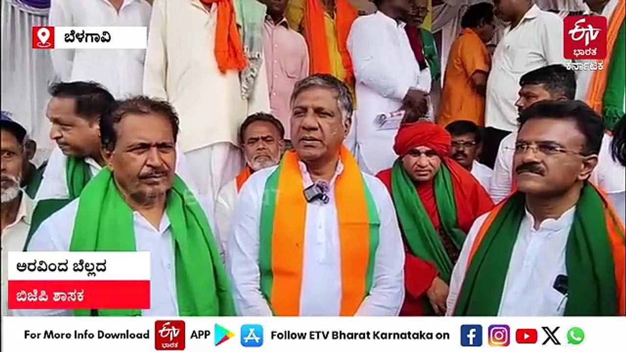 ರಾಣಿ ಚನ್ನಮ್ಮ ಸಮಾಧಿ ಸಮಗ್ರ ಅಭಿವೃದ್ಧಿಗೆ ಪಟ್ಟು, 22ನೇ ದಿನಕ್ಕೆ ಕಾಲಿಟ್ಟ ಹೋರಾಟ: ಚಕ್ಕಡಿ, ಟ್ರ್ಯಾಕ್ಟರ್ ರ‍್ಯಾಲಿ
