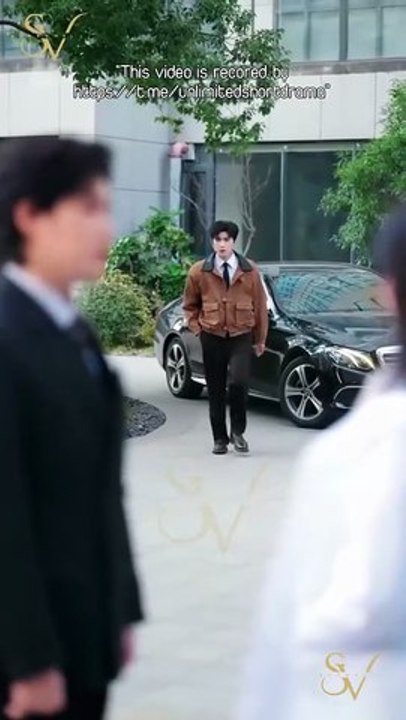 Esposo Pegajoso, Esposa De Dos Caras