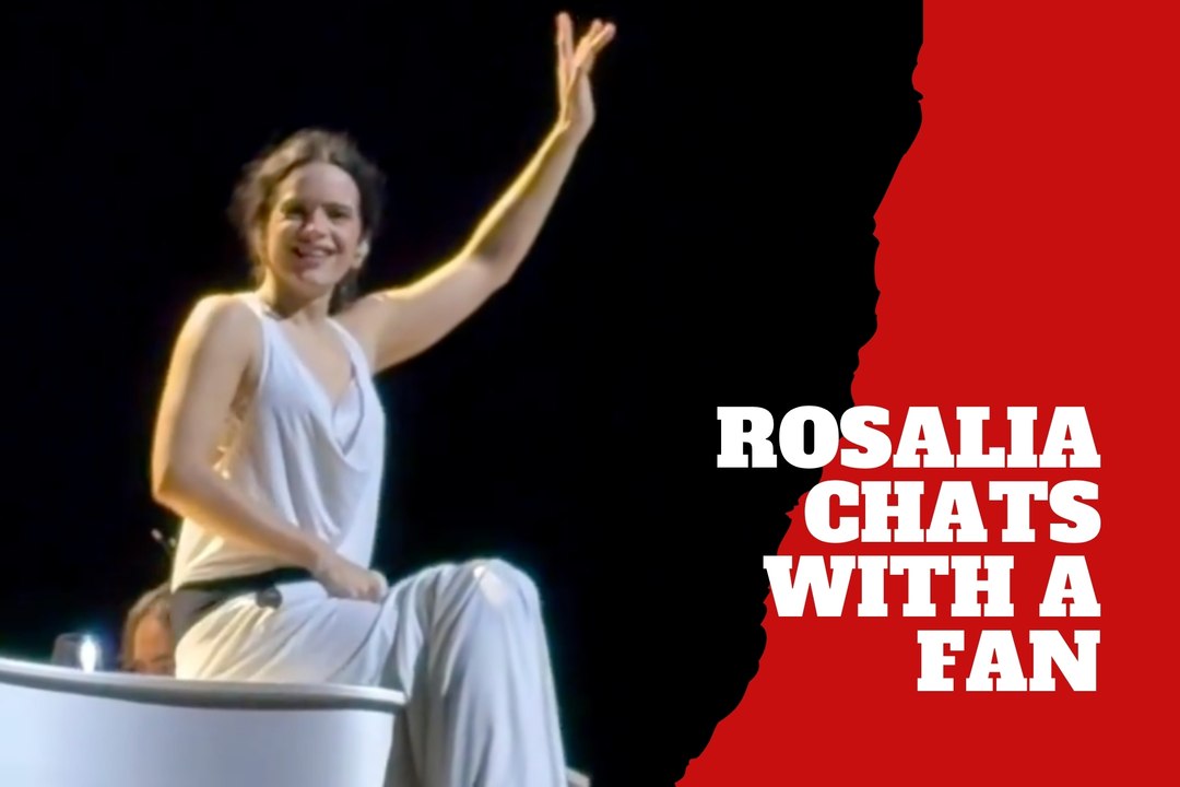 Rosalía protagoniza un divertido momento con una fan en su concierto de Madrid