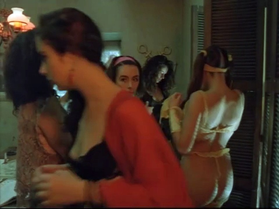 Агенты К Г Б тоже влюбляются.