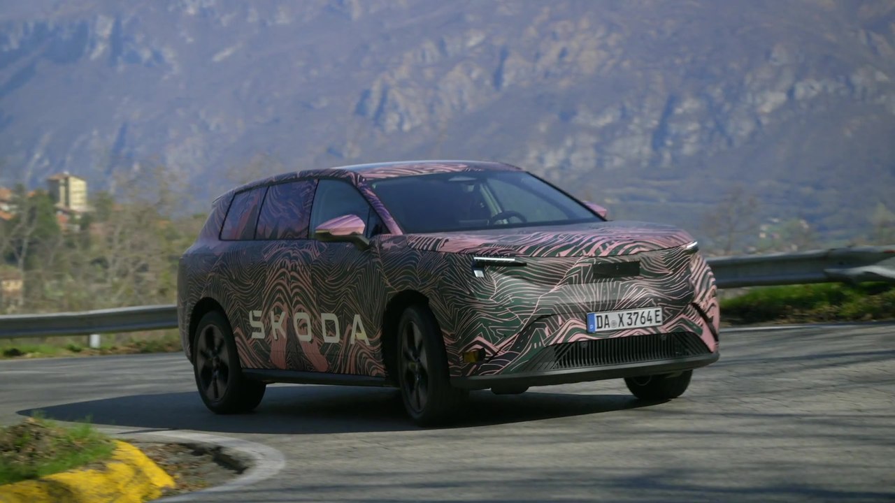 Škoda Peaq covered drive Driving Video