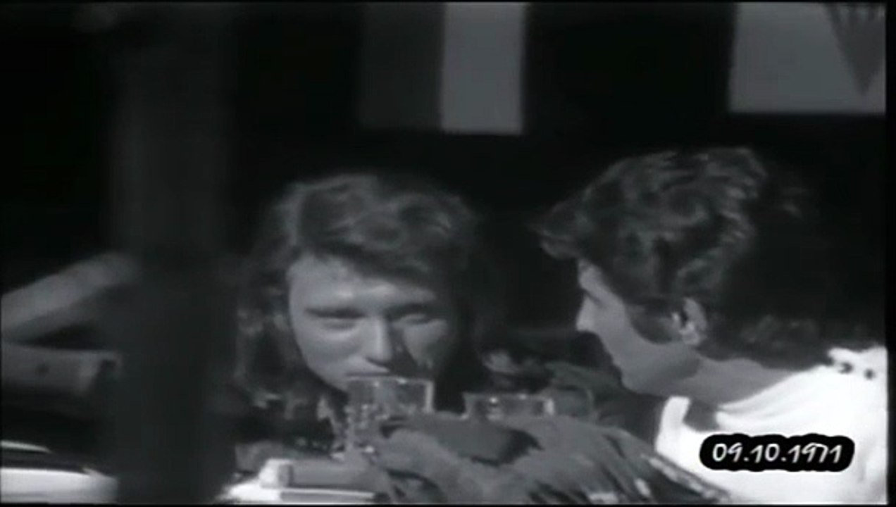 1971 - Johnny Hallyday - “La Bête” Improvisation avec Gilbert Bécaud dans le “Show Bécaud” (2ème Chaîne, 9 Octobre)
