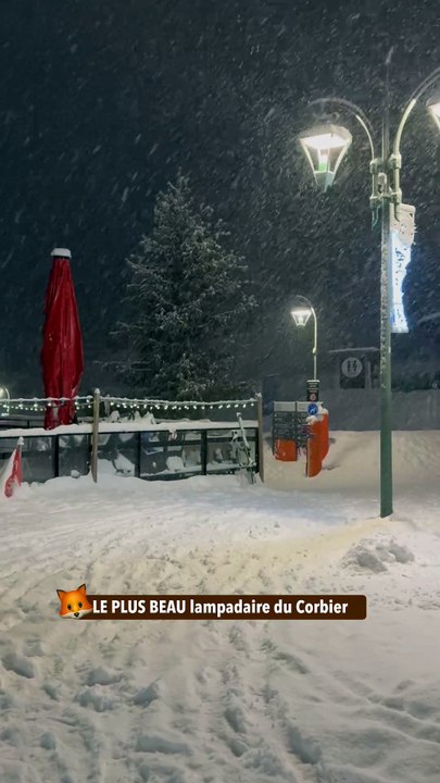 LE PLUS BEAU lampadaire du Corbier