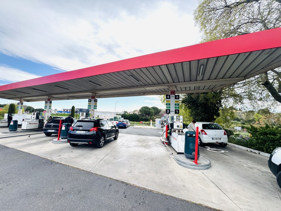 Hausse du carburants, réactions des Biterrois