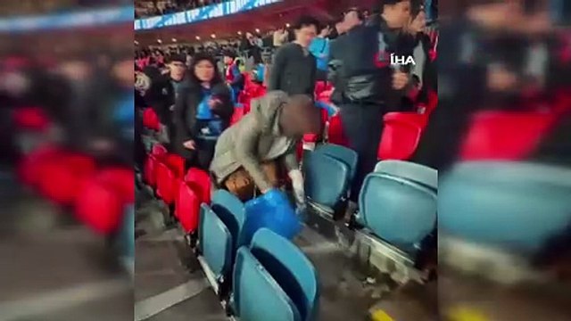 Japon taraftarlar, dünyaya örnek olmaya devam ediyor | Ajansspor | IHA