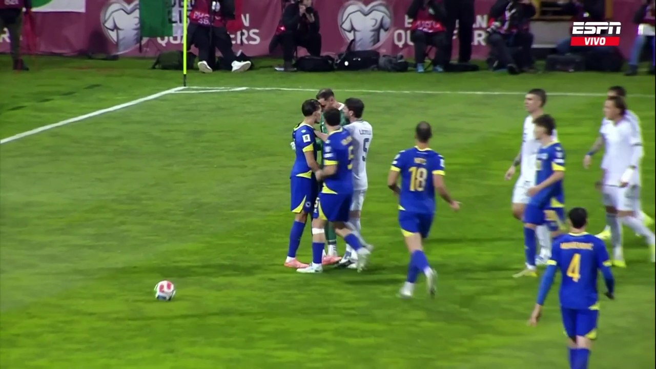 Bosnia 1-1 Italia | Resumen
