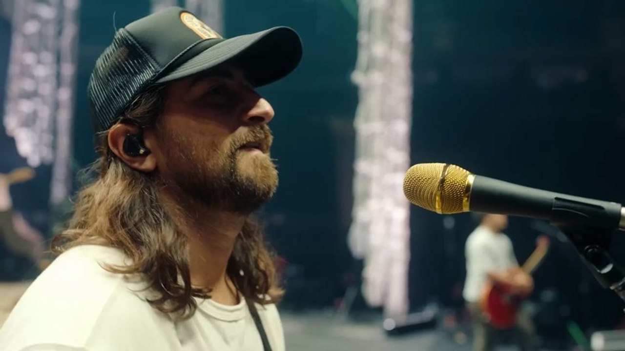 Noah Kahan: Out Of Body Trailer OV