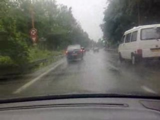 ROUTE D ORLY SOUS LA PLUIE
