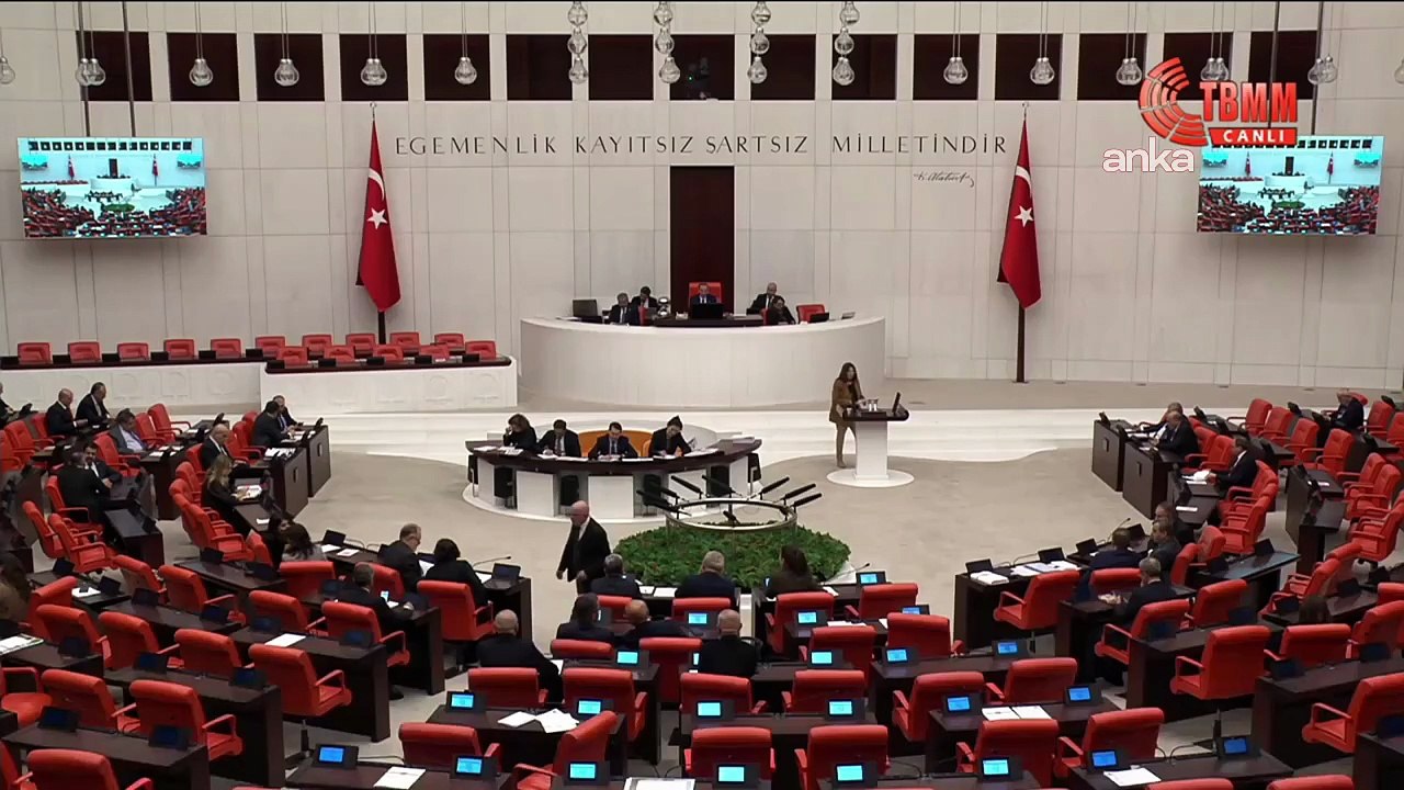 Meclis Başkanvekili Bozdağ'dan AKP vekillerine gürültü uyarısı: Yapmayın Allah aşkına