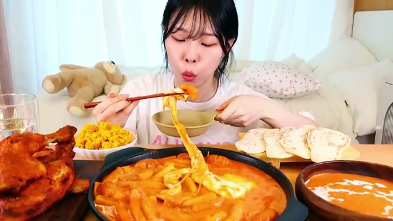 ASMR MUKBANG | Indian Curry Party! Cheese Curry Tteokbokki, Tandoori Chicken, Indian Naan