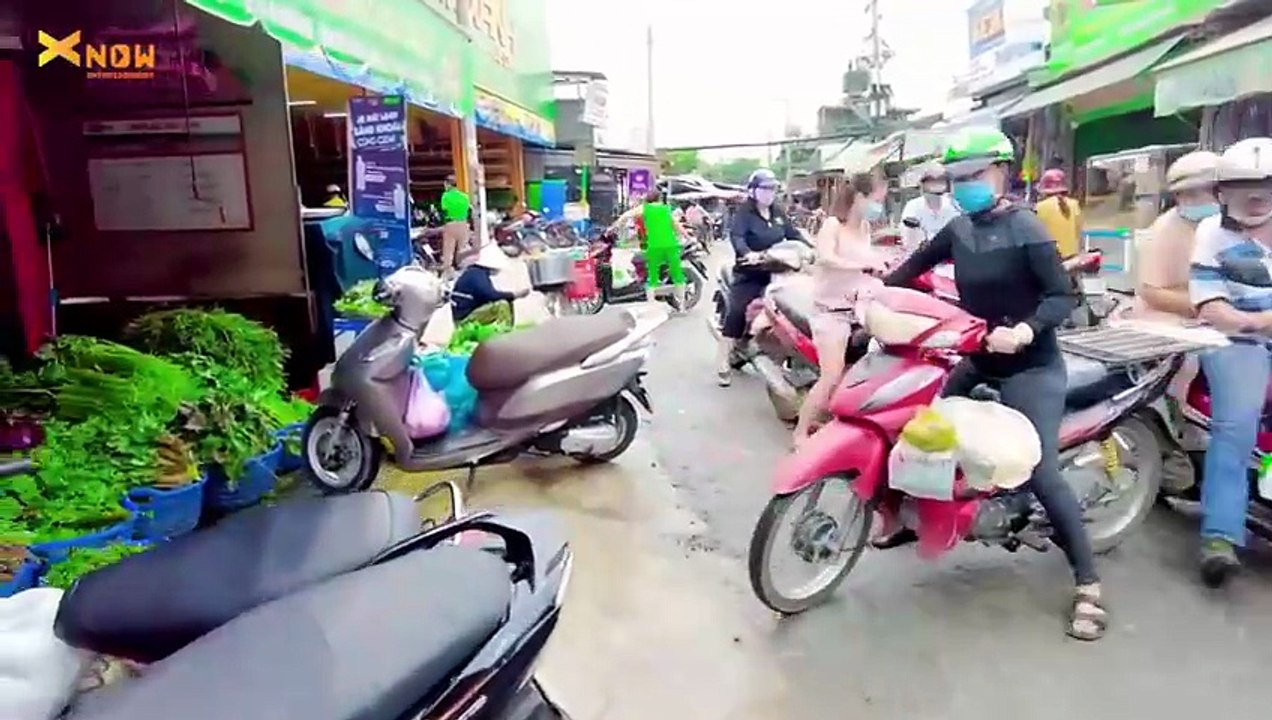 Chàng Trai Hát Rong Bolero Giữa Chợ Cực Hay Khiến Ai Cũng Dừng Lại Lắng Nghe _ Duy Khương