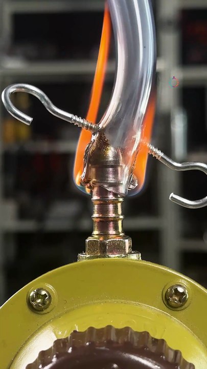 Delivery worker technique that will change how you secure a hose