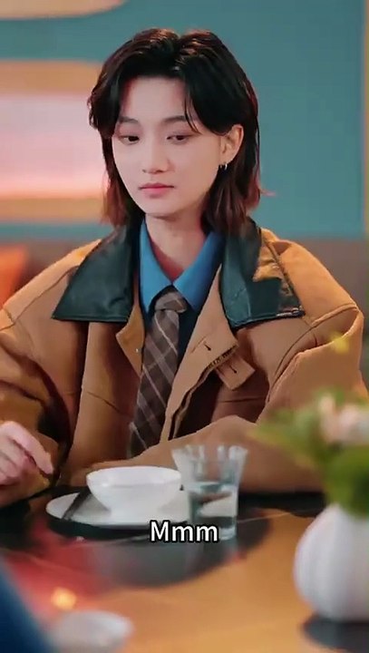(88) Ending the third year of her crush on Zhou Yanyang, she desperately tried her best to get into the same university as him, but because of her low self-esteem, she didn't dare to confess, burying her love deep in her heart, and he didn't know that he